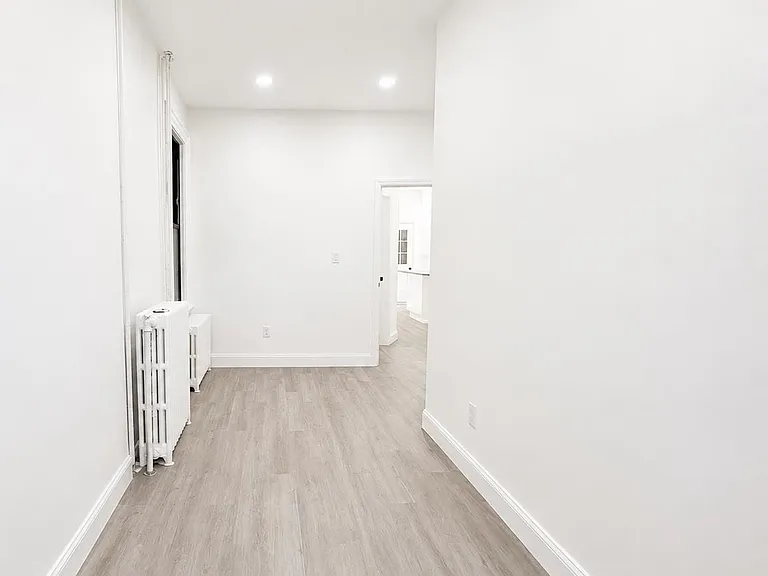428 56th St #1 — Photo 17