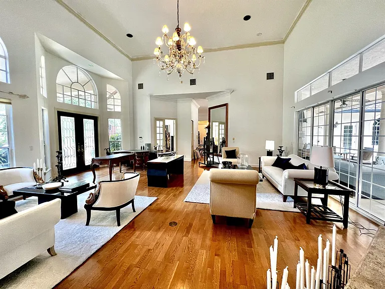 2050 Windsock Way — Photo 9