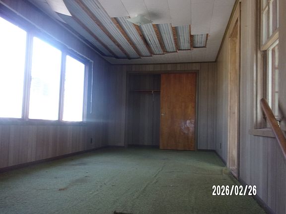 4th image of 202 N Harrison St