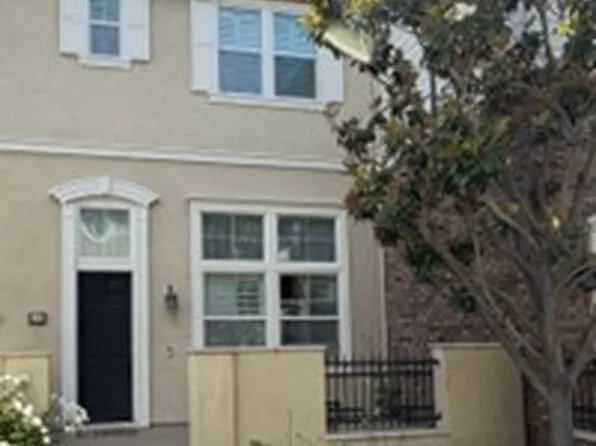 80 Fringe Tree, Irvine, CA 92606