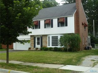 2464 Manchester Dr, Toledo, OH