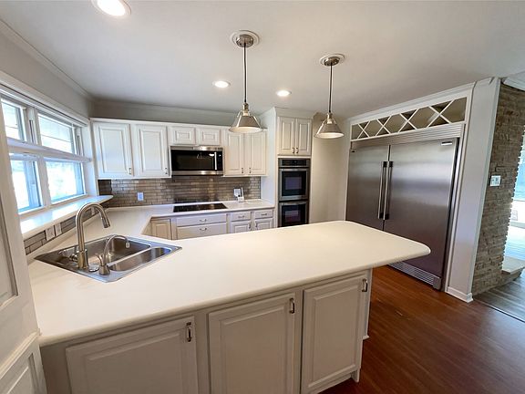 2nd image of 4106 Walnut Hill Ln