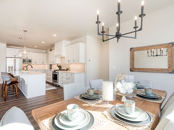 4th image of 114 Grouse Haven Way