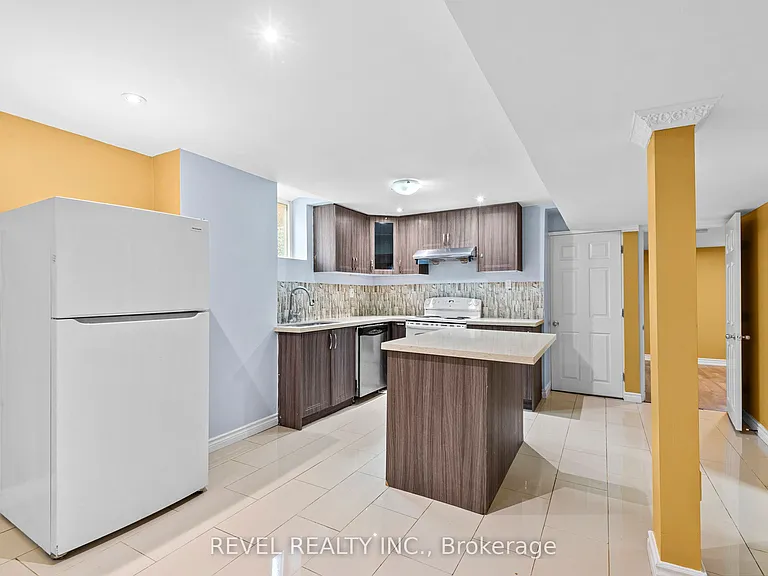 1005 Sandcliff Dr #BASEMENT — Photo 4