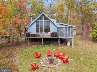 278 Black Hawk Ln, Hedgesville, WV 25427