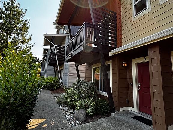 2nd image of 17424 118th Avenue Ct E Unit A