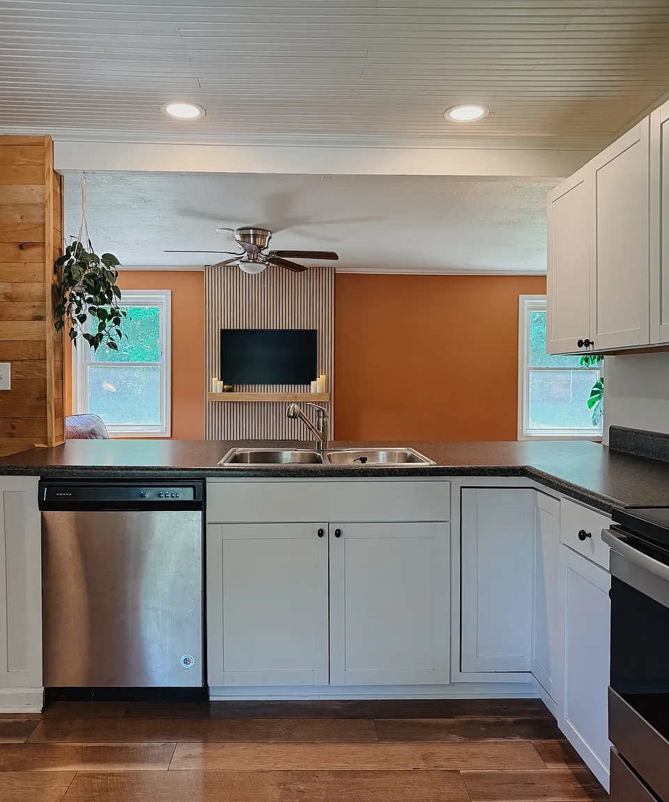 2 bed, 1112 sqft, $2,500 — Photo 4