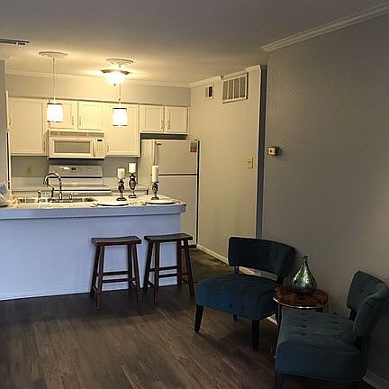 4th image of 8888 Tallwood Dr APT 2203