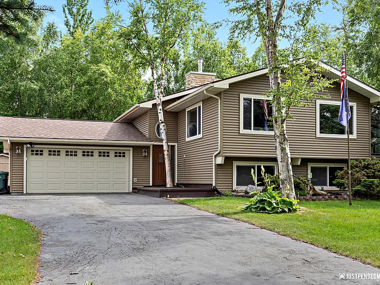 3861 Amber Bay Loop — Photo 2