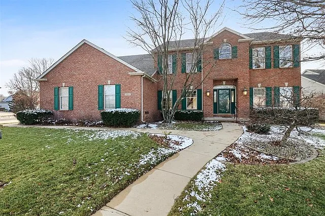 3301 Summerview Ln photo 1