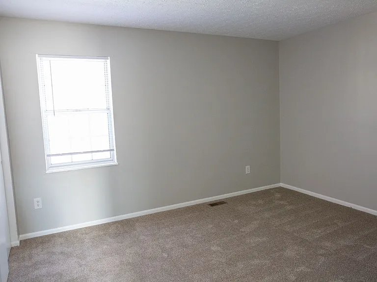 7778 Deercrest Ct — Photo 40
