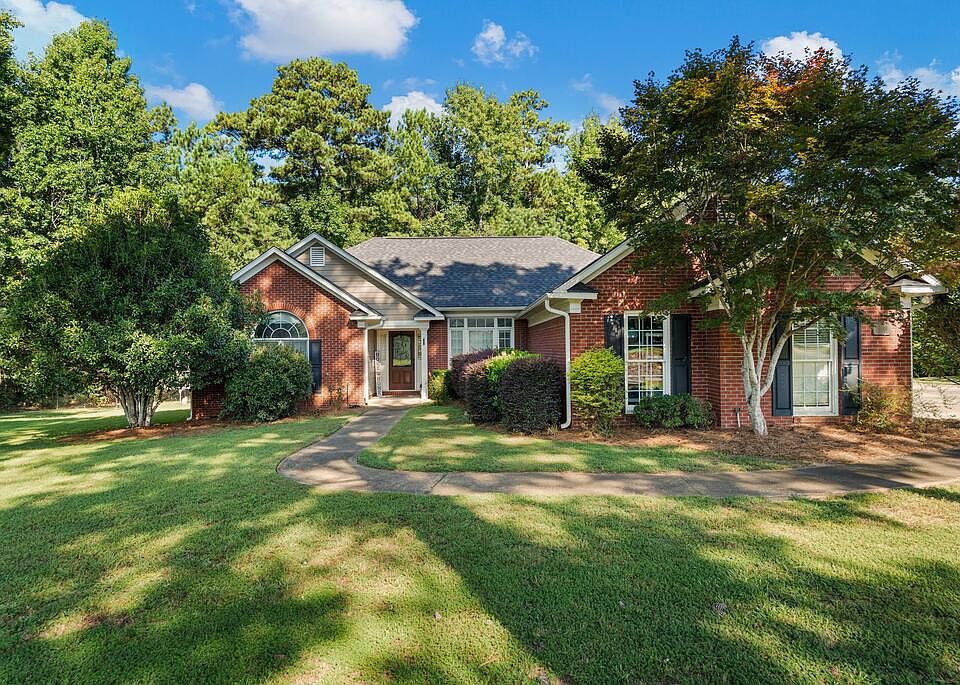 1st image of 103 Bridle Path