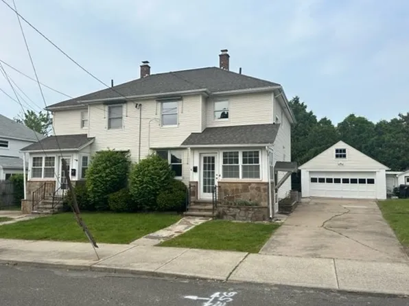 29-31 Brimfield St, Ludlow, MA 01056