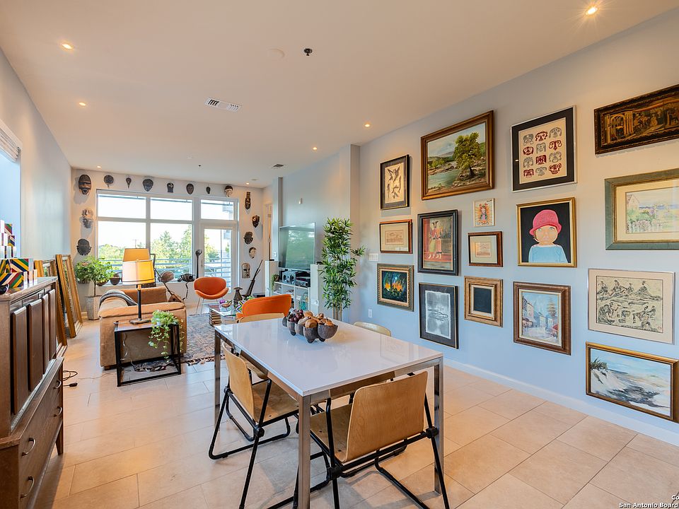 1st image of 17902 La Cantera #201