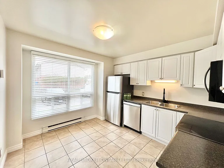 135 Belmont Dr #37 — Photo 2