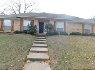 1908 Morrison Dr, Fort Worth, TX 76112