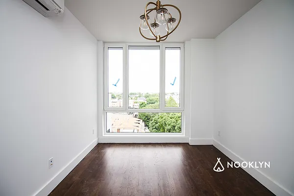 Rented by Nooklyn NYC LLC | media 24