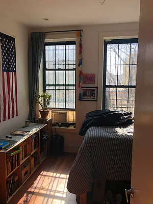 Rented by Nooklyn NYC LLC | media 10