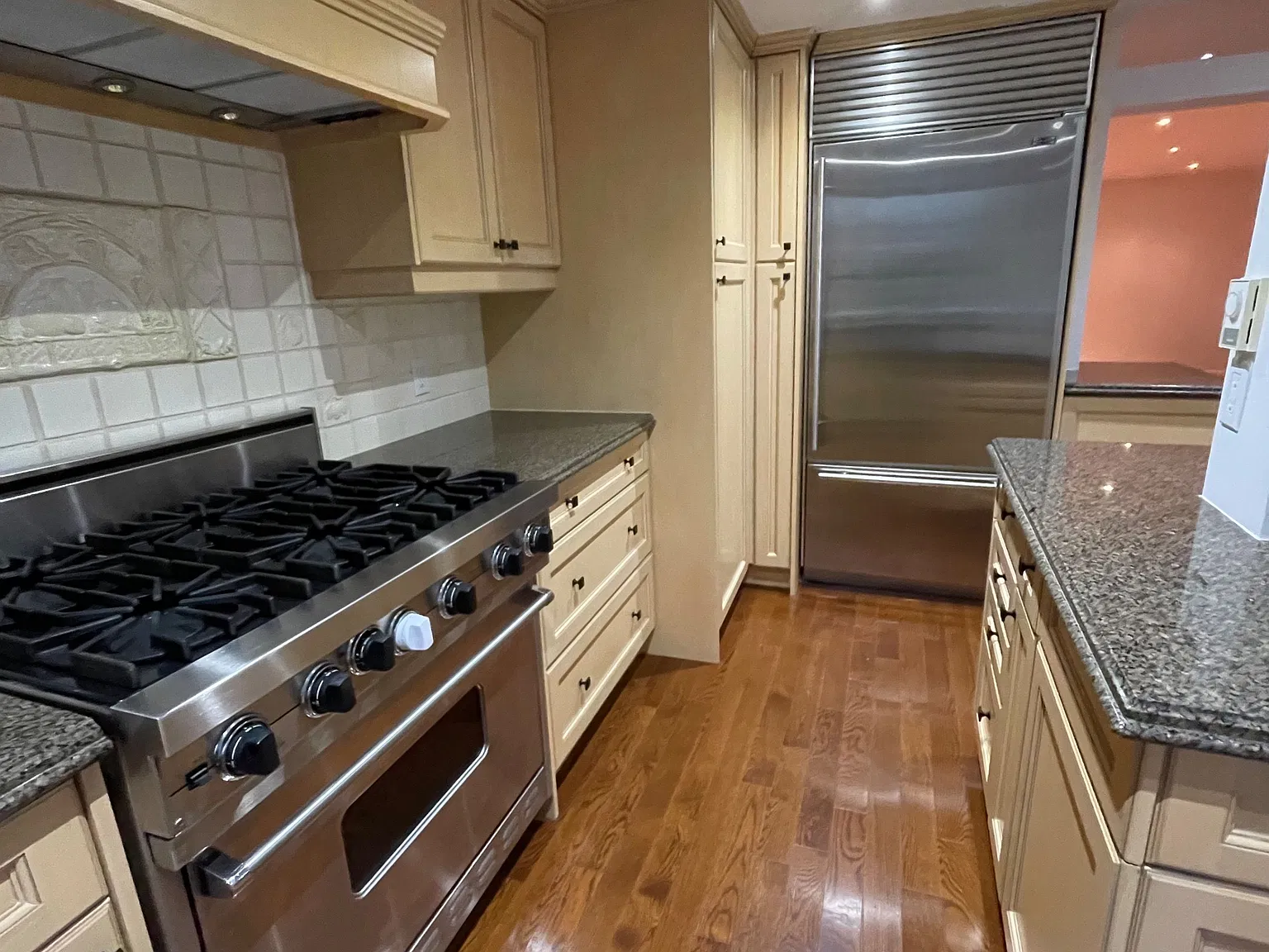 4 bed, $6,000 — Photo 4