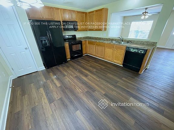 4th image of 974 Ramsgate Dr SW