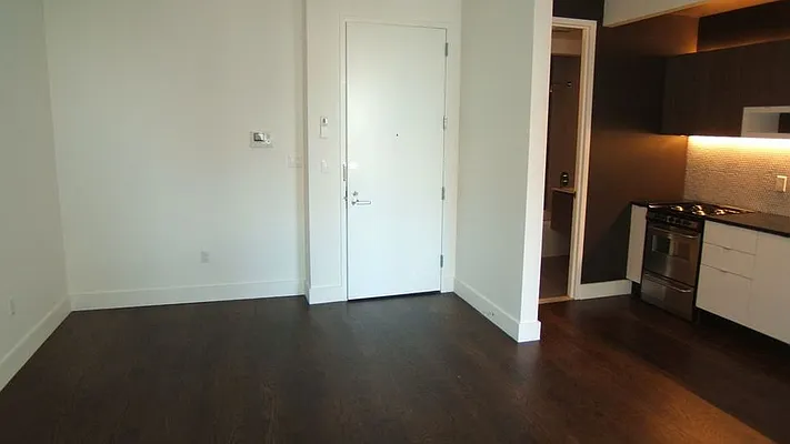 Rented by Nooklyn NYC LLC | media 8