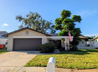 13176 Dorchester Dr, Seminole, FL 33776