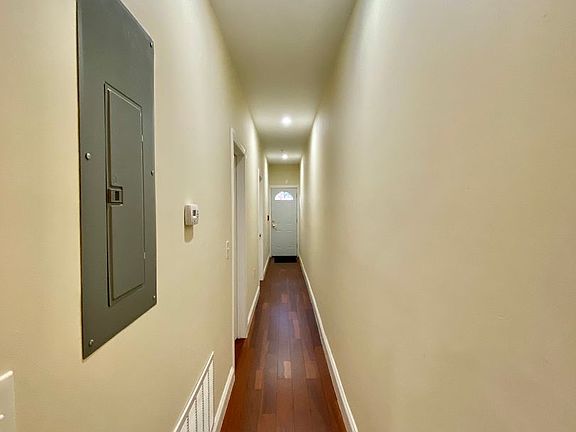 2nd image of 2221 N Park Ave Unit 1