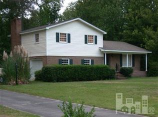 9150 Sue Cir NE, Leland, NC 28451