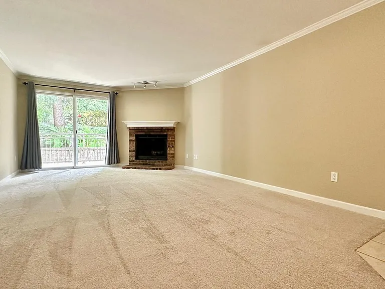 10014 NE 127th Pl #A102 — Photo 1
