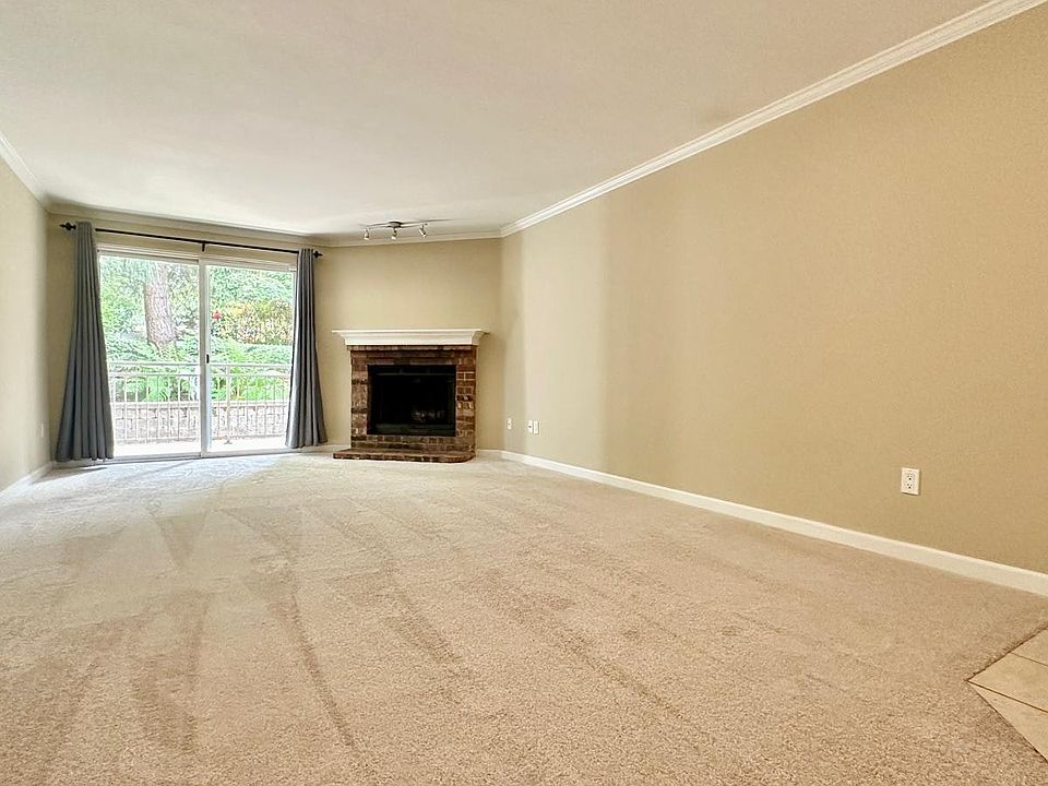 1st image of 10014 NE 127th Pl APT A102