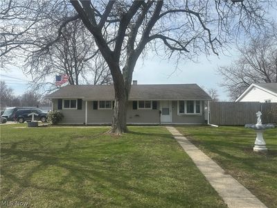 6040 Reynolds Rd, Mentor On The Lake, OH, 44060