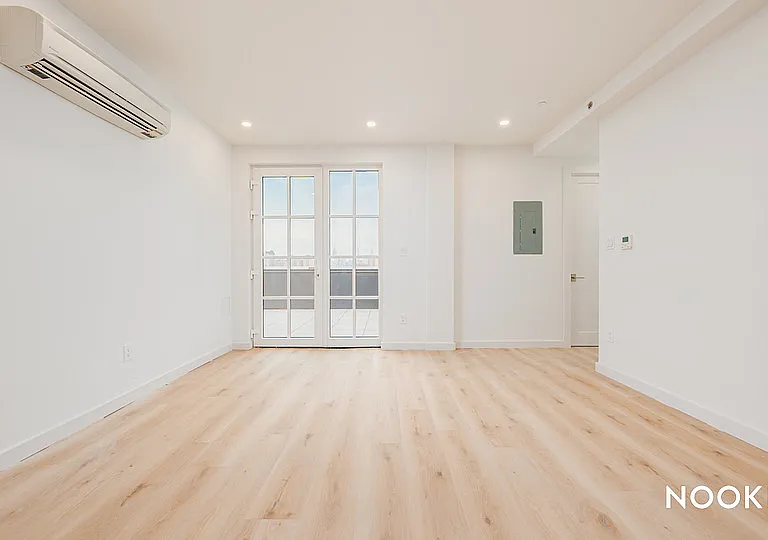 68 Gold St #5F — Photo 6