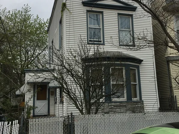 755 S 20th St, Newark, NJ 07103