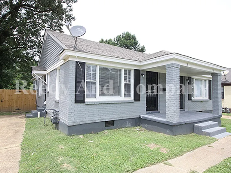 91 Eastview Dr — Photo 4
