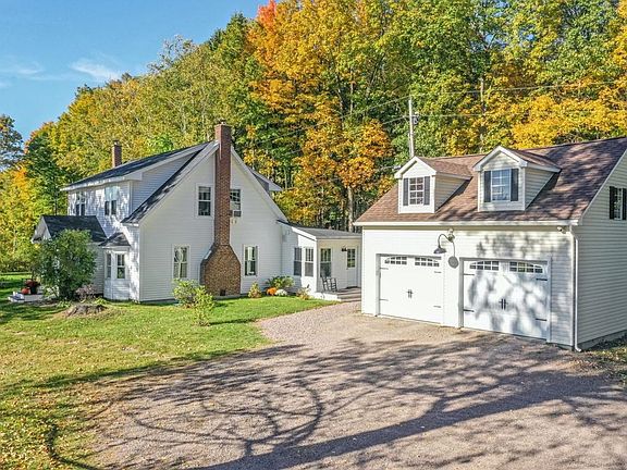 2nd image of 1506 Oak Hill Road