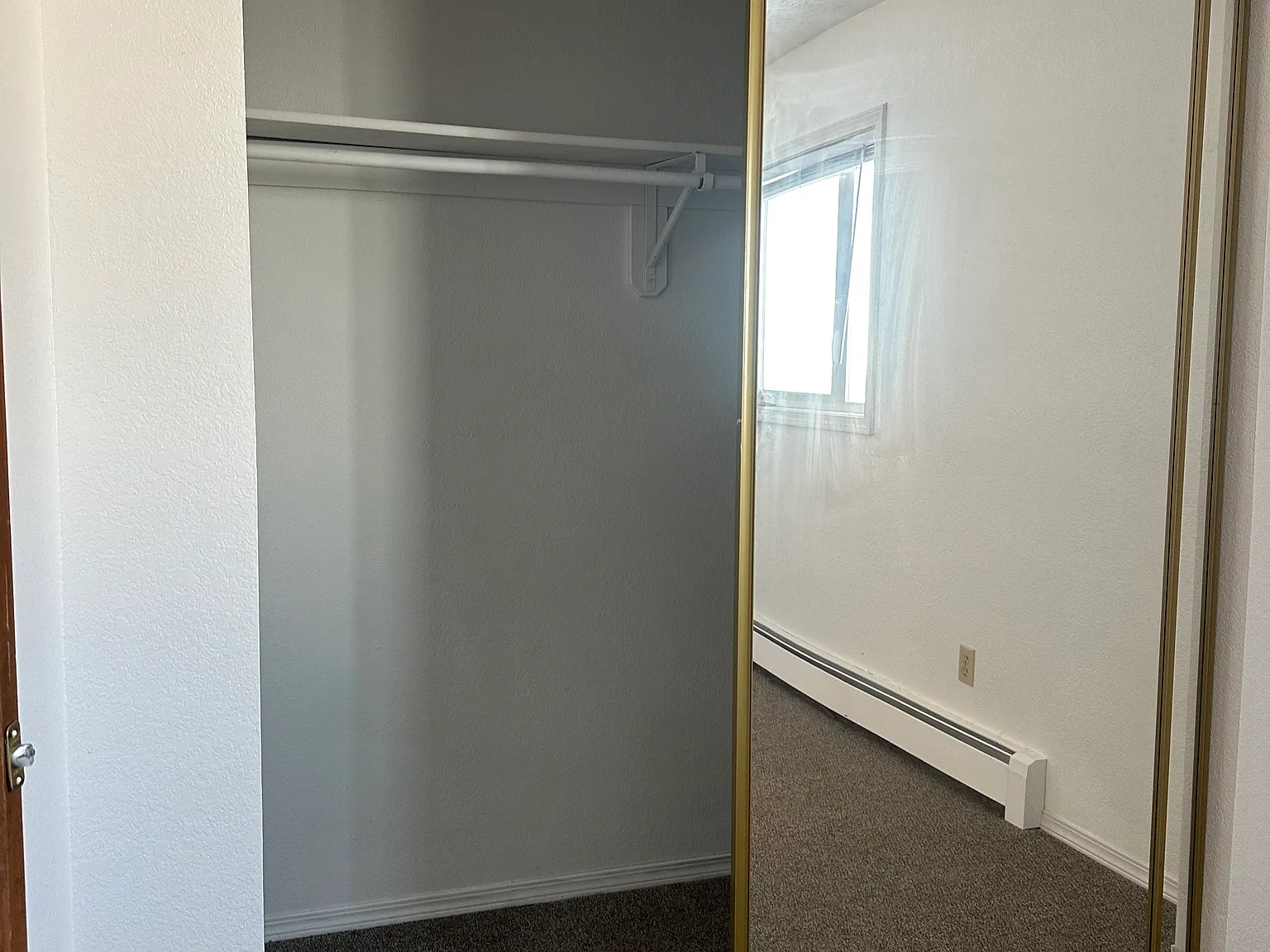 3 bed, 1228 sqft, $2,500 — Photo 2