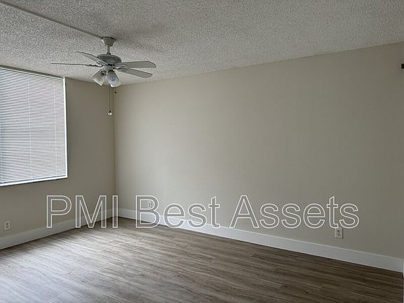 2nd image of 9340 Lagoon Pl APT 405