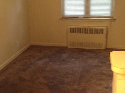 3rd image of 4317 Wickham Ave