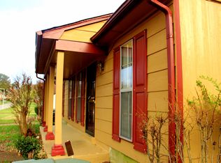 3955 Timberwood Dr, Memphis, TN 38128