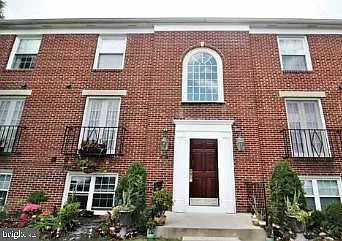 367 Homeland Southway #1B Photo 1