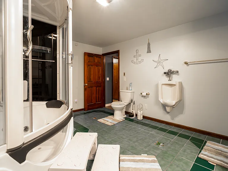 12380 Bair Lake St — Photo 14