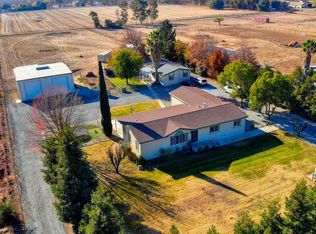 2796 E Collier Rd, Acampo, CA 95220