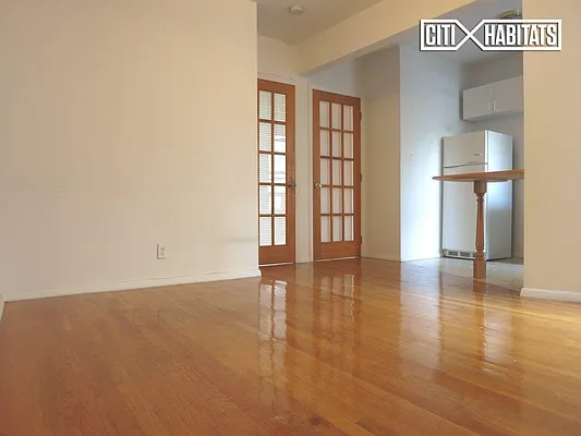 Rented by Citi Habitats | media 8