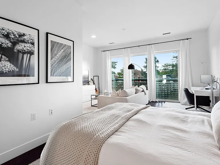 2525 Arapahoe St #310 — Photo 14