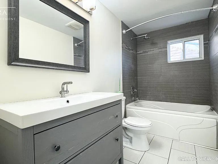 508 Pinetree Cres #508 — Photo 8