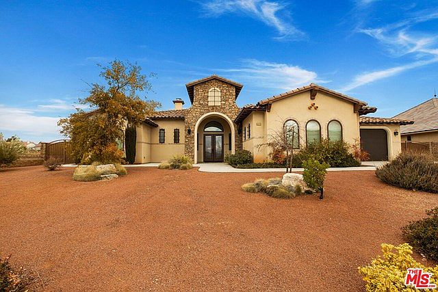 11173 Lindsay Ln Apple Valley Ca 92308 Mls 21706876 Zillow