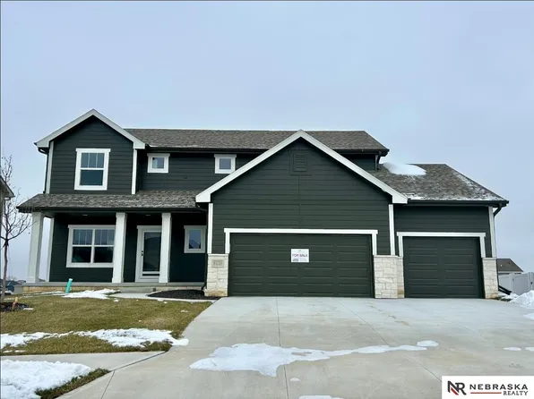 11711 S 123rd Ave, Papillion, NE 68046