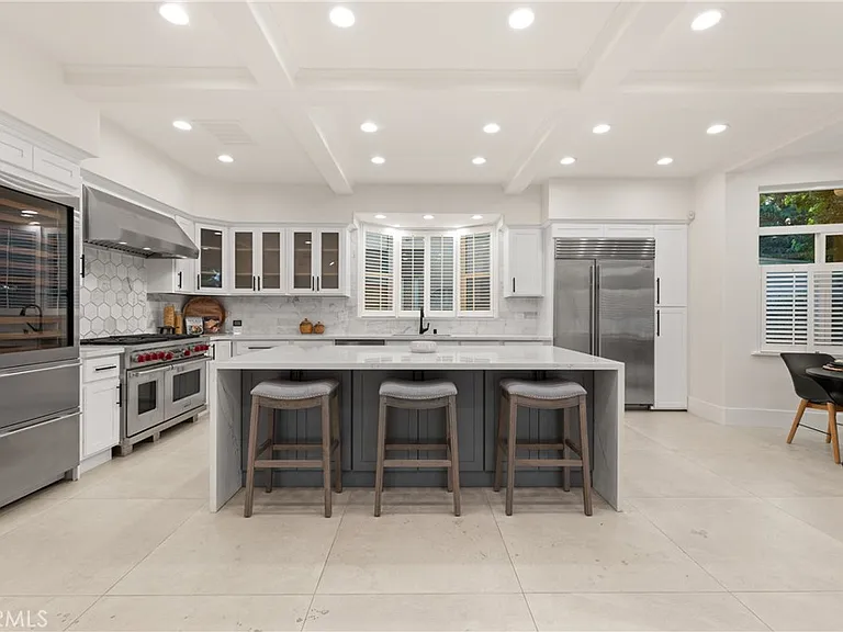 14713 Valleyheart Dr — Photo 14