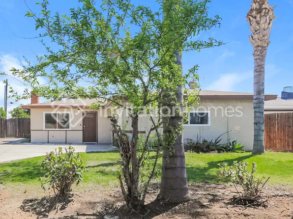 11114 Blue Jay Dr, Riverside, CA 92505