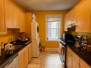 1666 Commonwealth Ave APT 32, Brighton, MA 02135